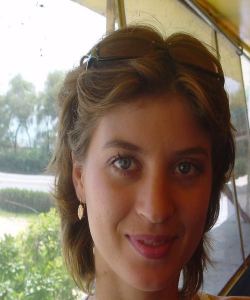 <p class='ppt-number'>0137 77783 153</p><p class='ppt-pricing-de'>1 €/Anruf MoFu Tarif abweichend</p>